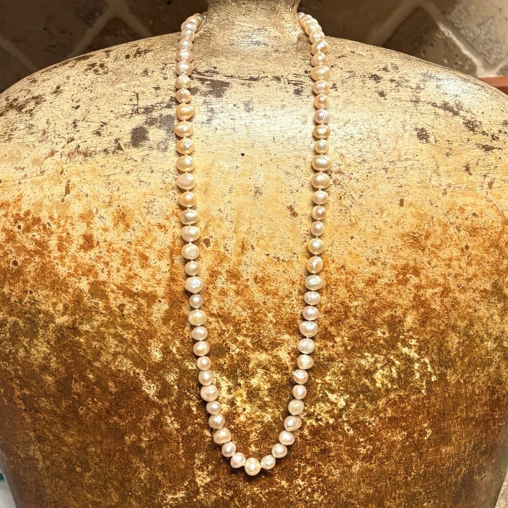 14K Gold and Hand Knotted Freshwater Pearl Necklace 26 Inches Vintage